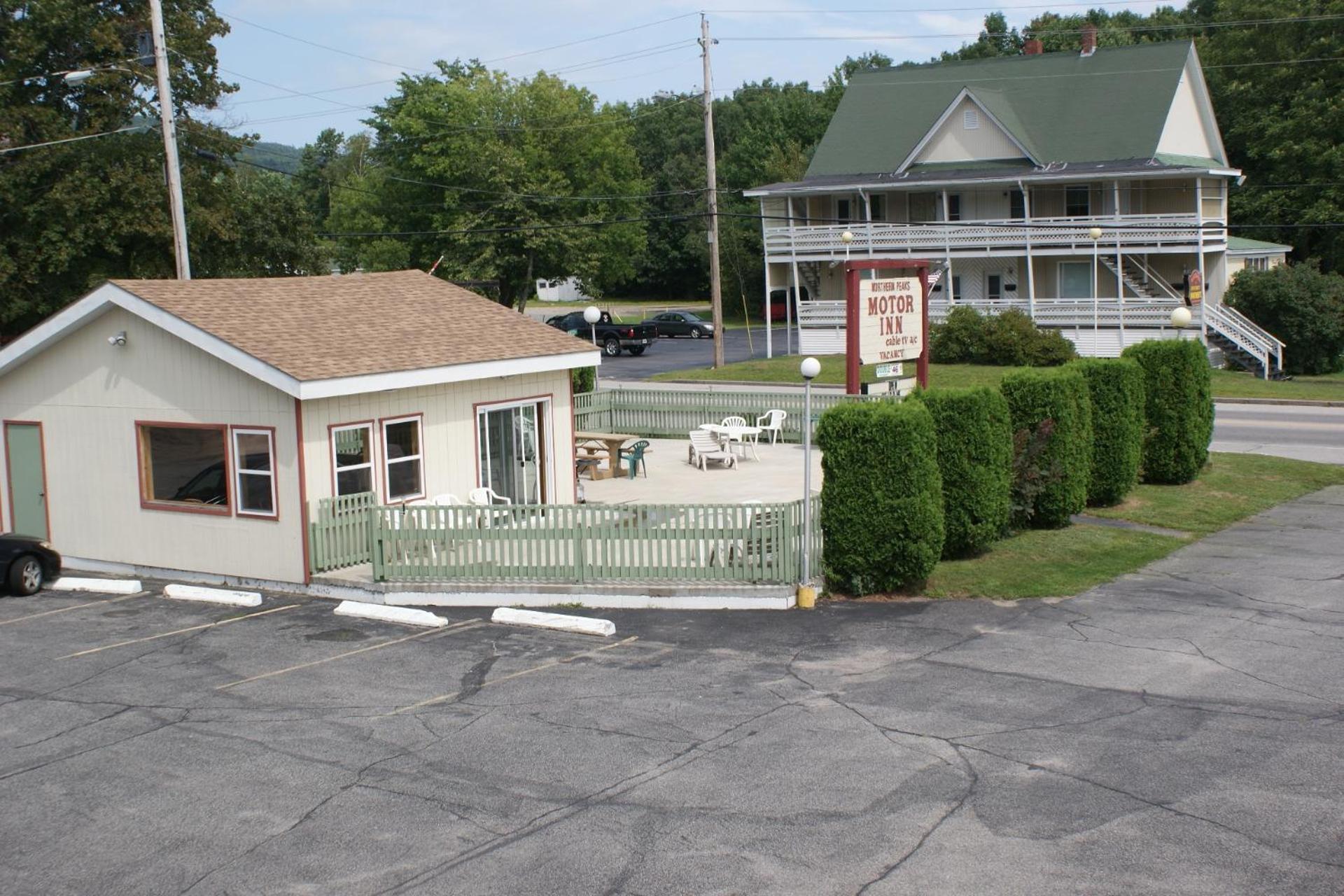 Northern Peaks Motor Inn Gorham Exteriér fotografie